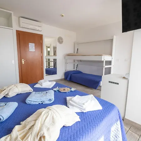 Capitol Gatteo a Mare