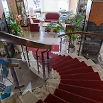 Hotel Capitol