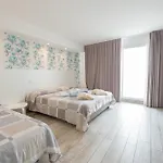 Hotel Capitol 3*